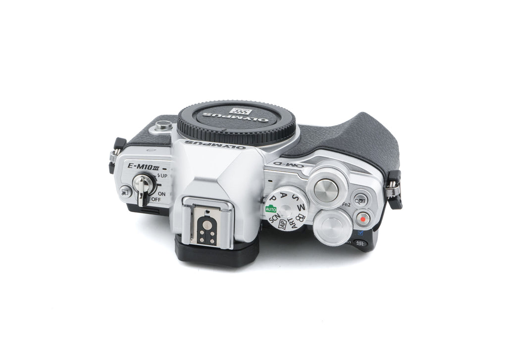 Olympus OM-D E-M10 Mark III