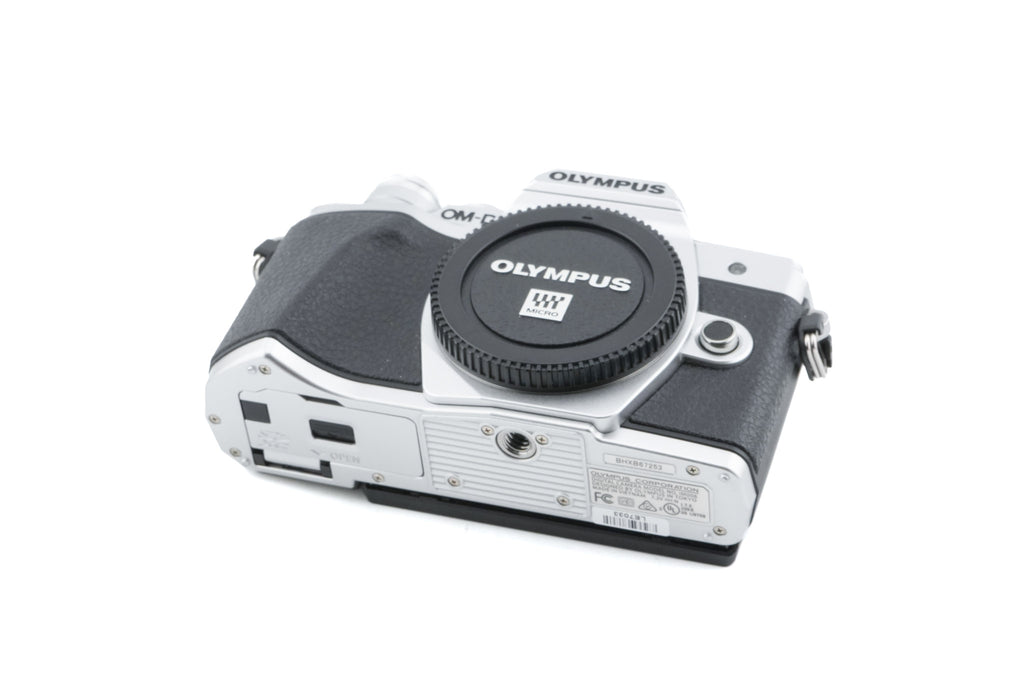 Olympus OM-D E-M10 Mark III