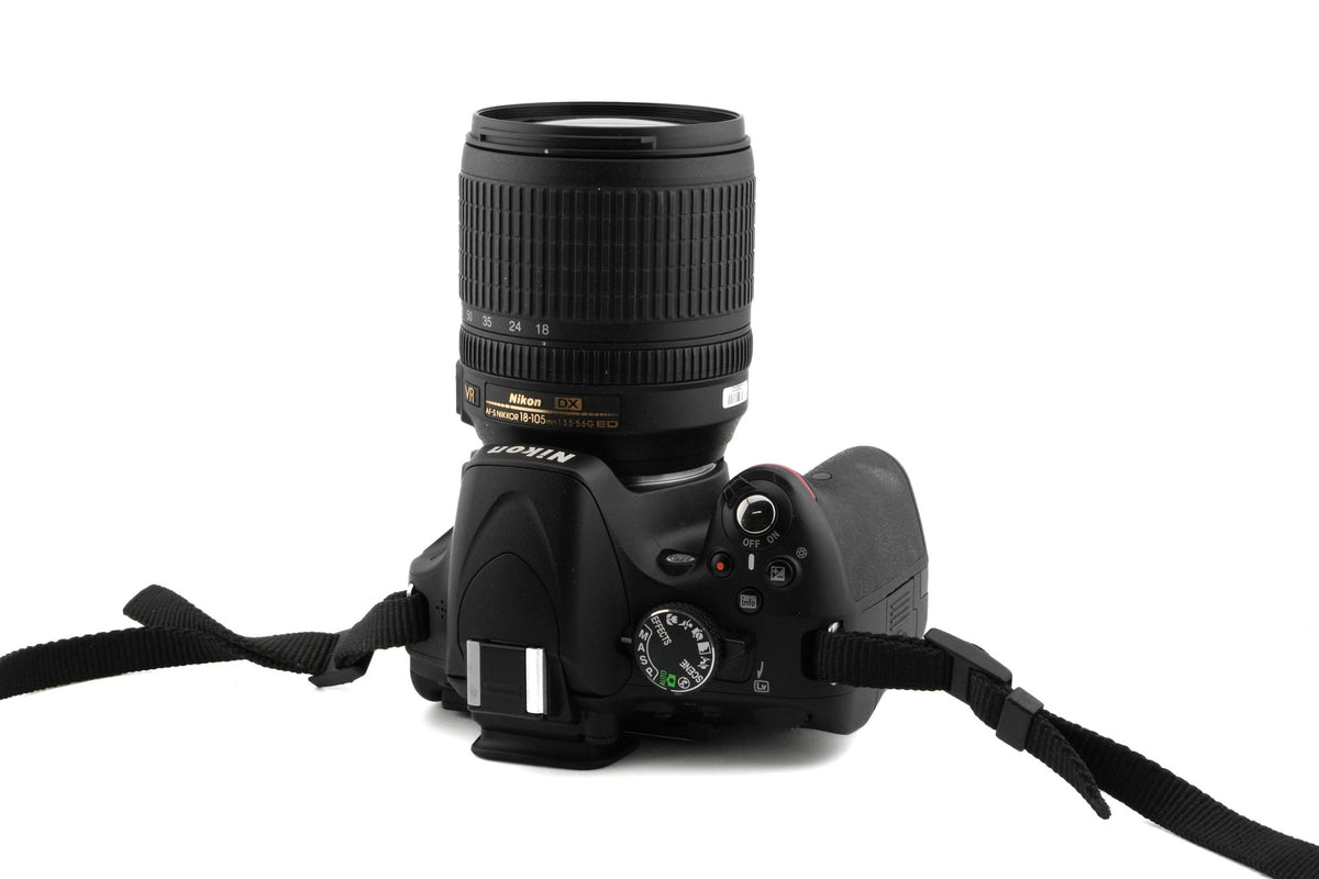 Nikon D5100 + 18-105mm f3.5-5.6 AF-S Nikkor G ED VR
