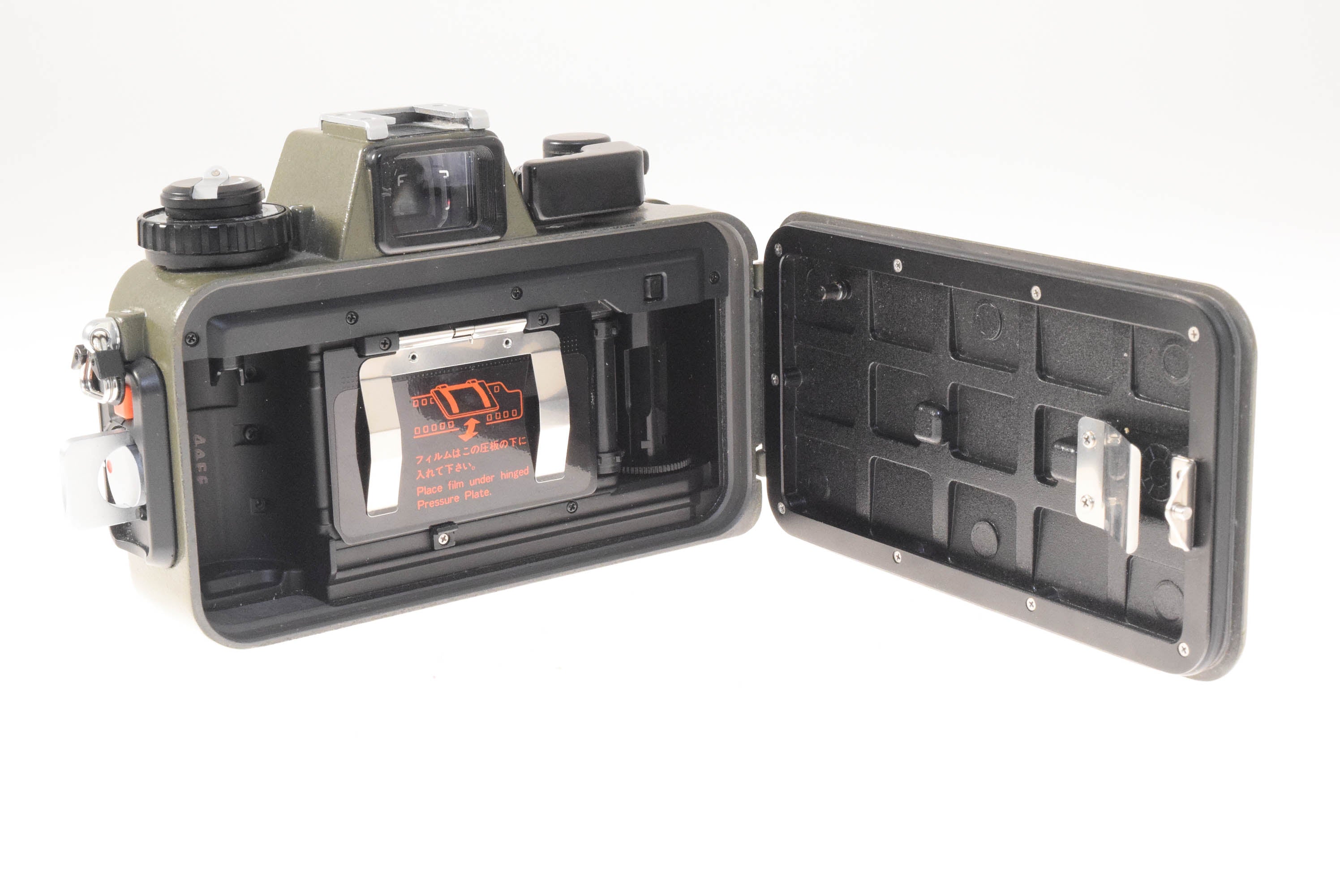 Nikon Nikonos-V + 35mm f2.5 Nikkor – Kamerastore