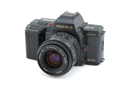 Yashica 230-AF + 35-70mm f3.3-4.5 AF Macro