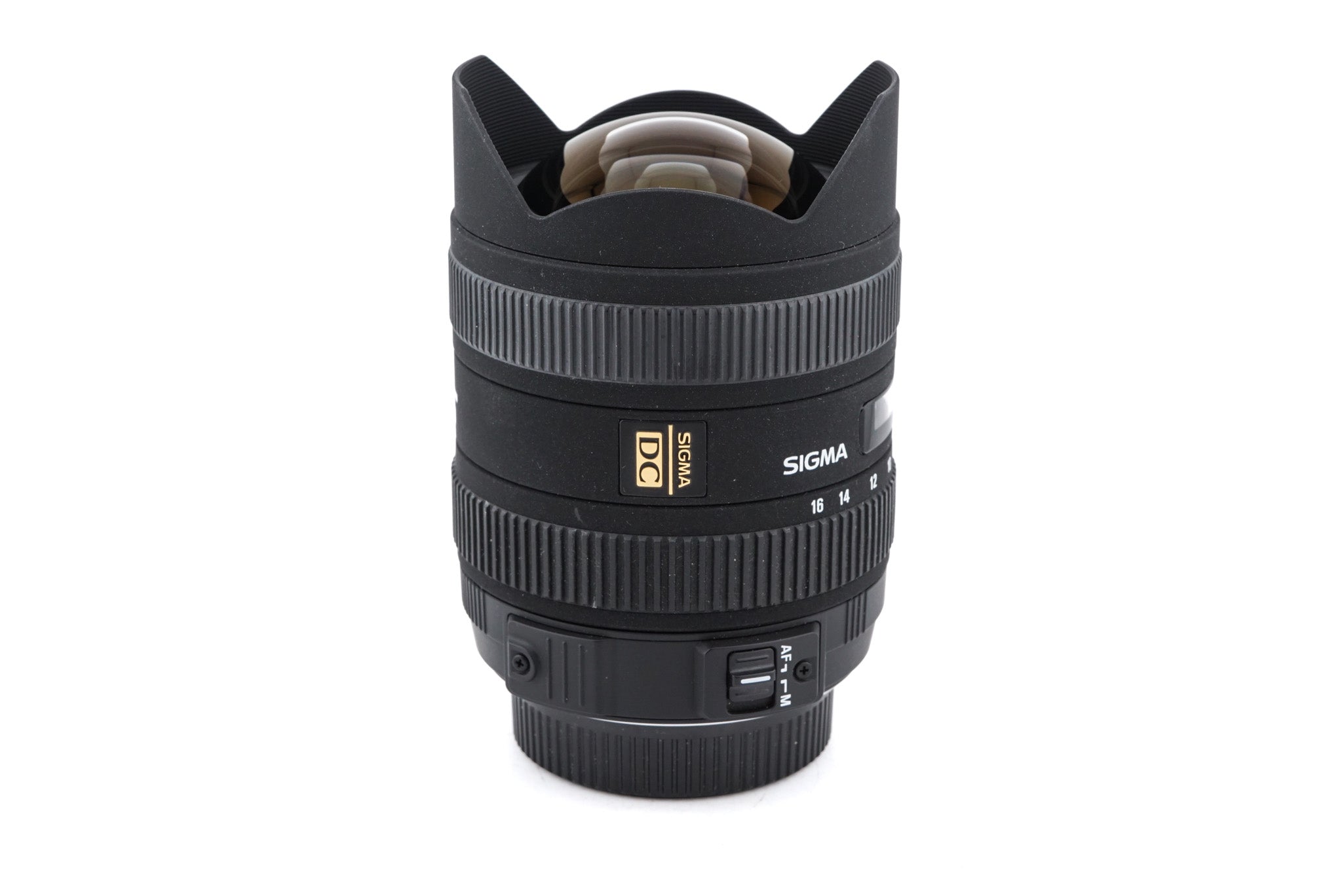 Sigma 8-16mm f4.5-5.6 DC HSM