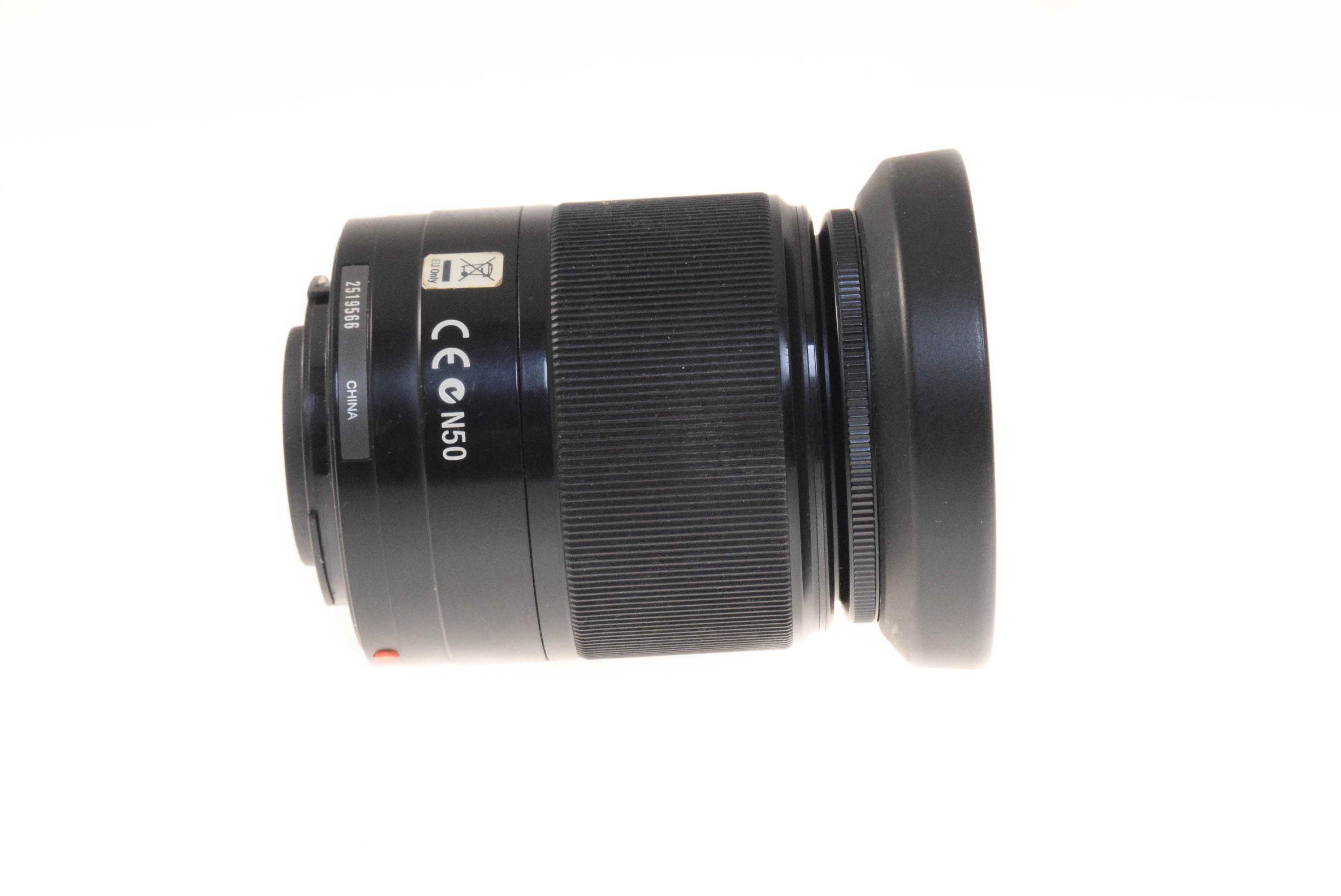 Sony 18-70mm f3.5-5.6 DT Macro