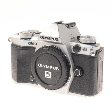 Olympus OM-D E-M5 Mark II