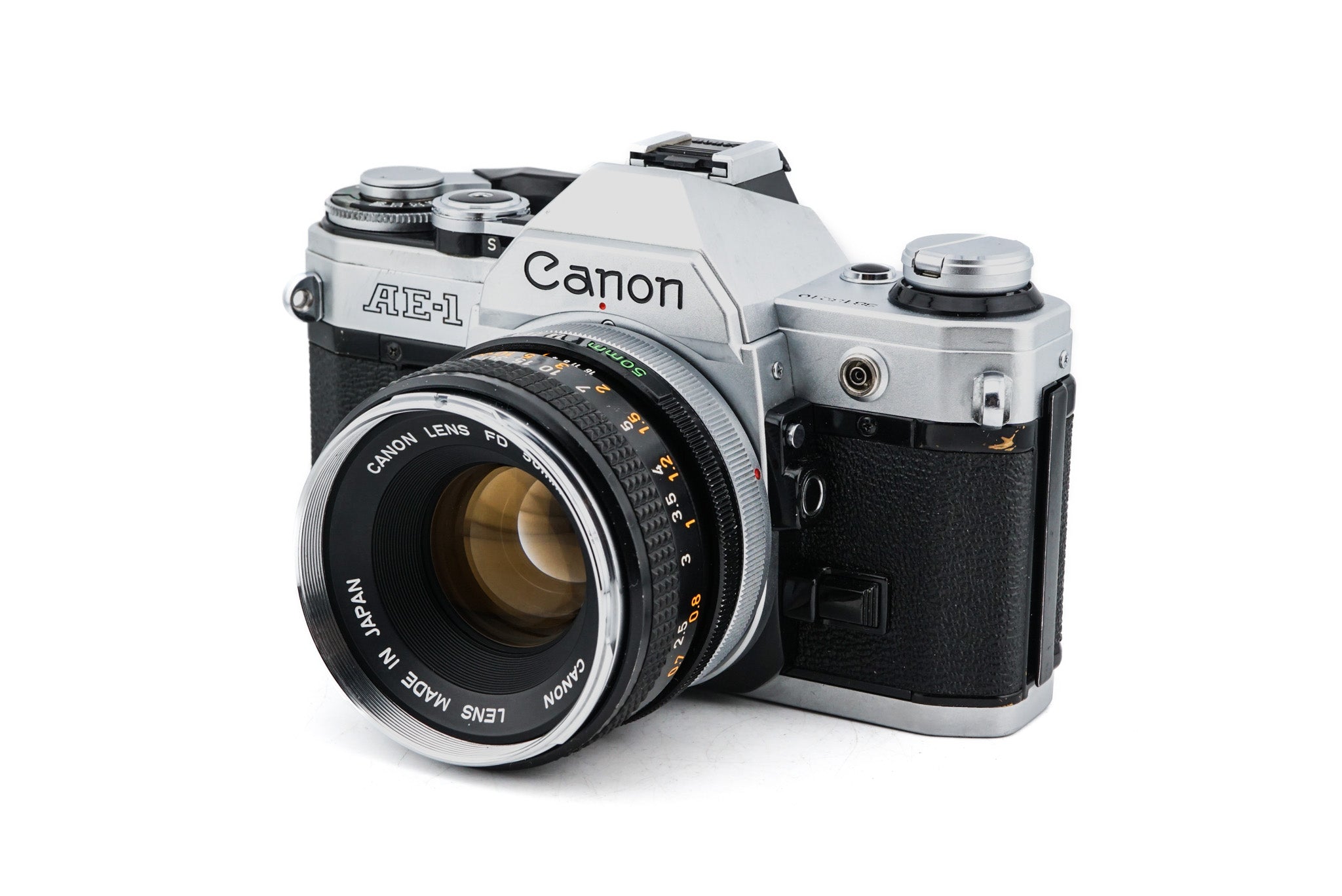 Canon AE-1 + 50mm f1.8 Chrome Nose – Kamerastore