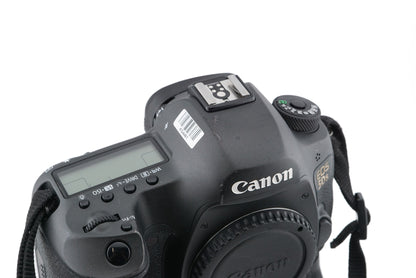Canon EOS 5DS + BG-E11 Battery Grip