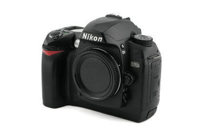 Nikon D70s