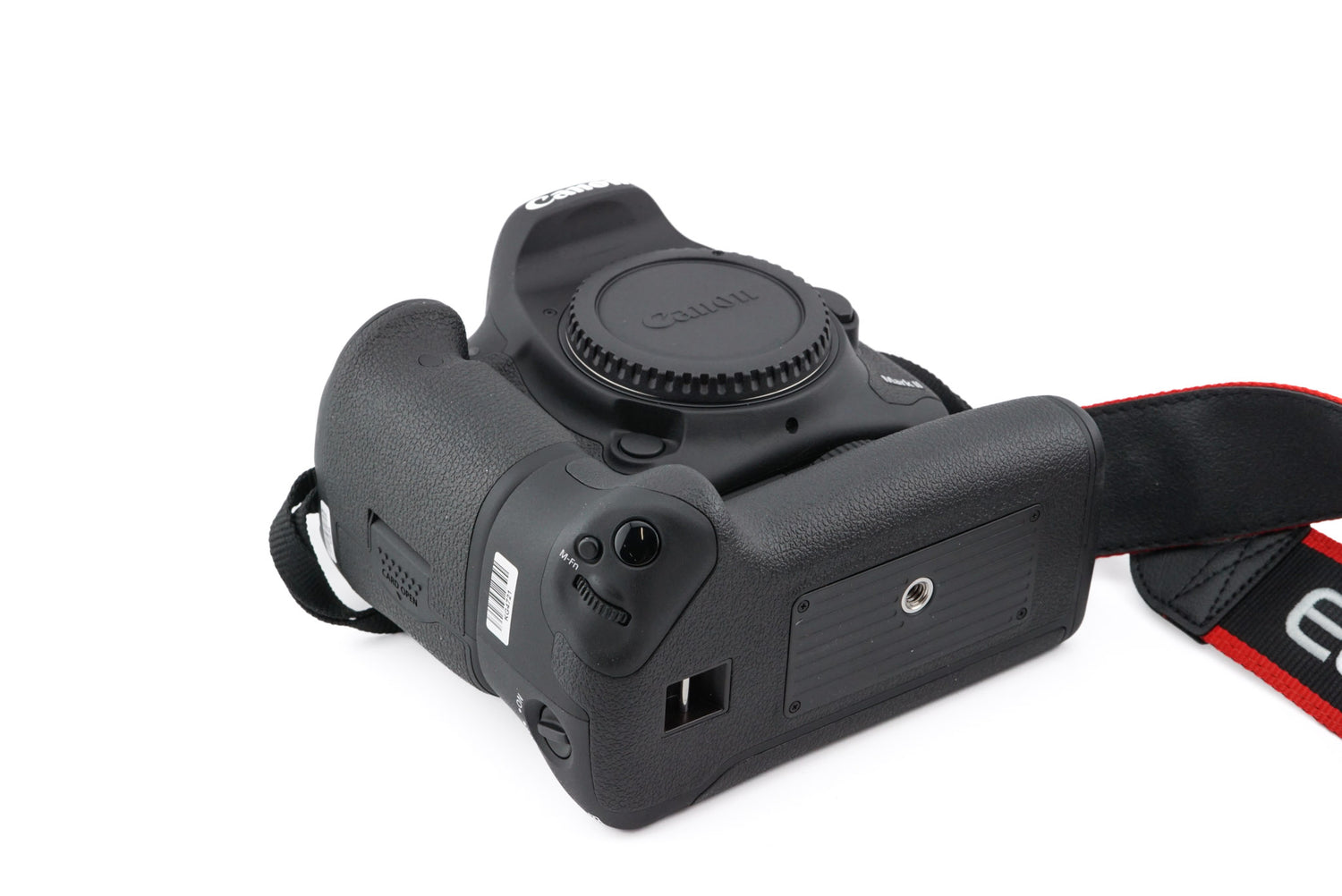 Canon EOS 7D Mark II + BG-E16 Battery Grip