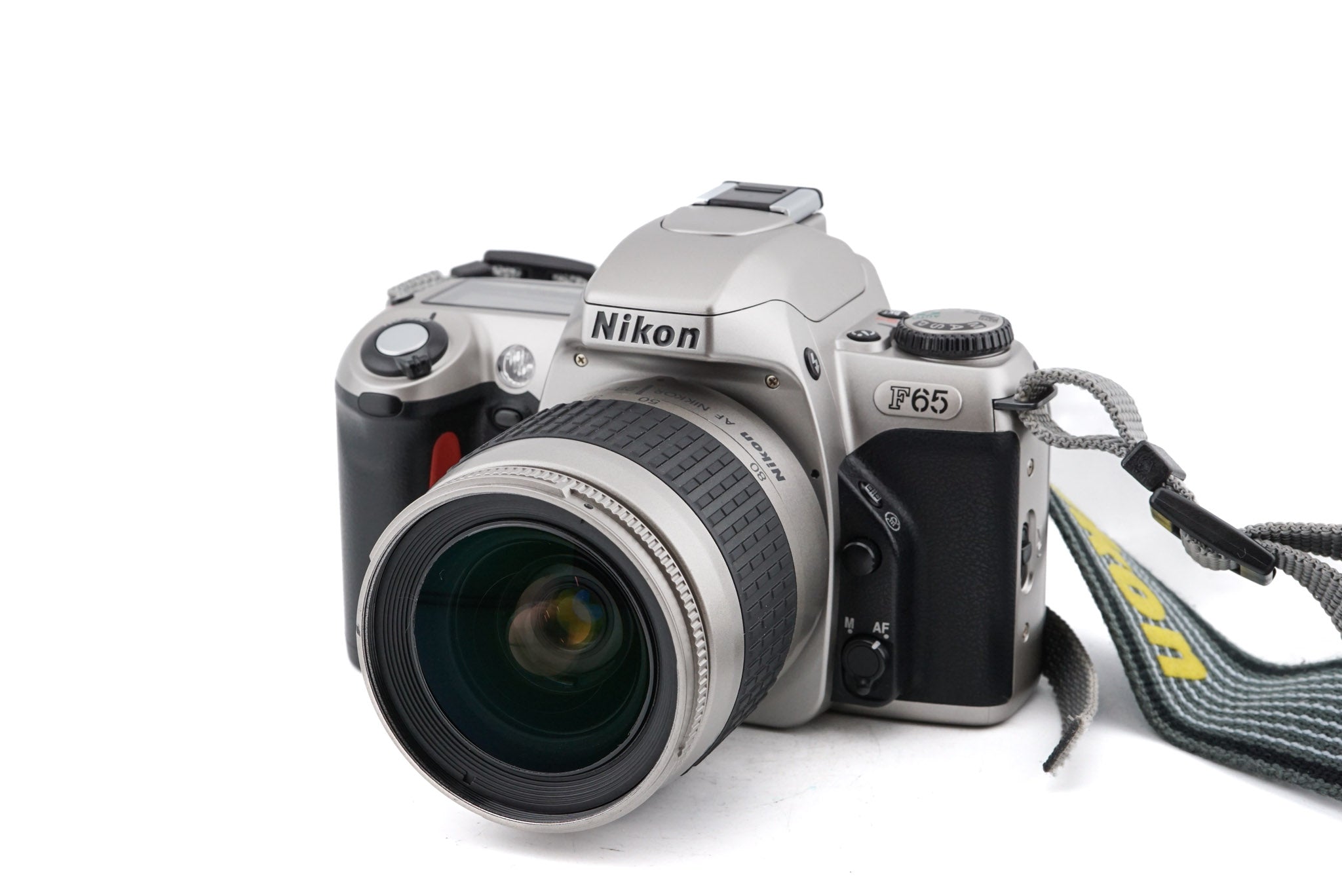 Nikon F65 + 28-80mm f3.3-5.6 AF Nikkor G