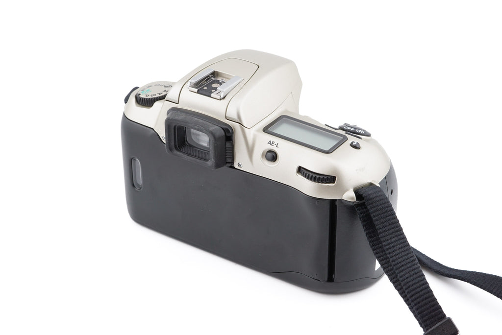 Nikon F60