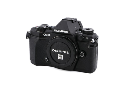 Olympus OM-D E-M5 Mark II