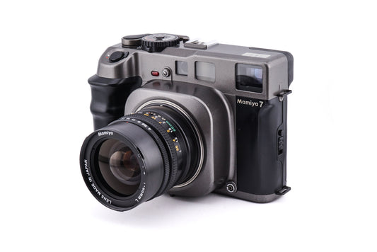 Mamiya 7 - Camera