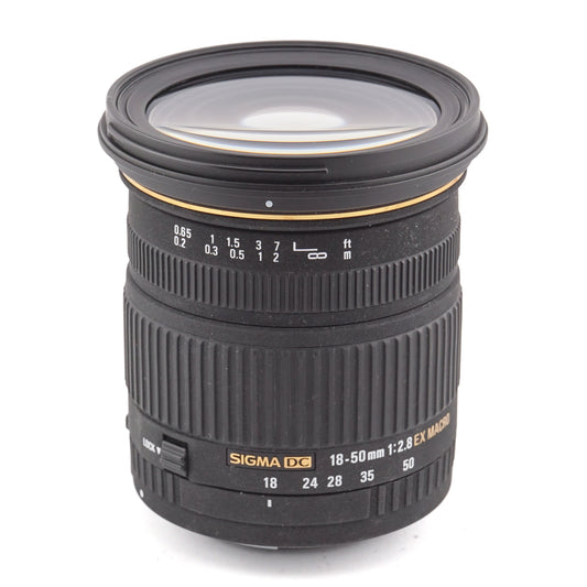 Sigma 18-50mm f2.8 EX DC Macro - Lens