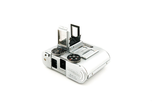 Siegrist Tessina L - Camera