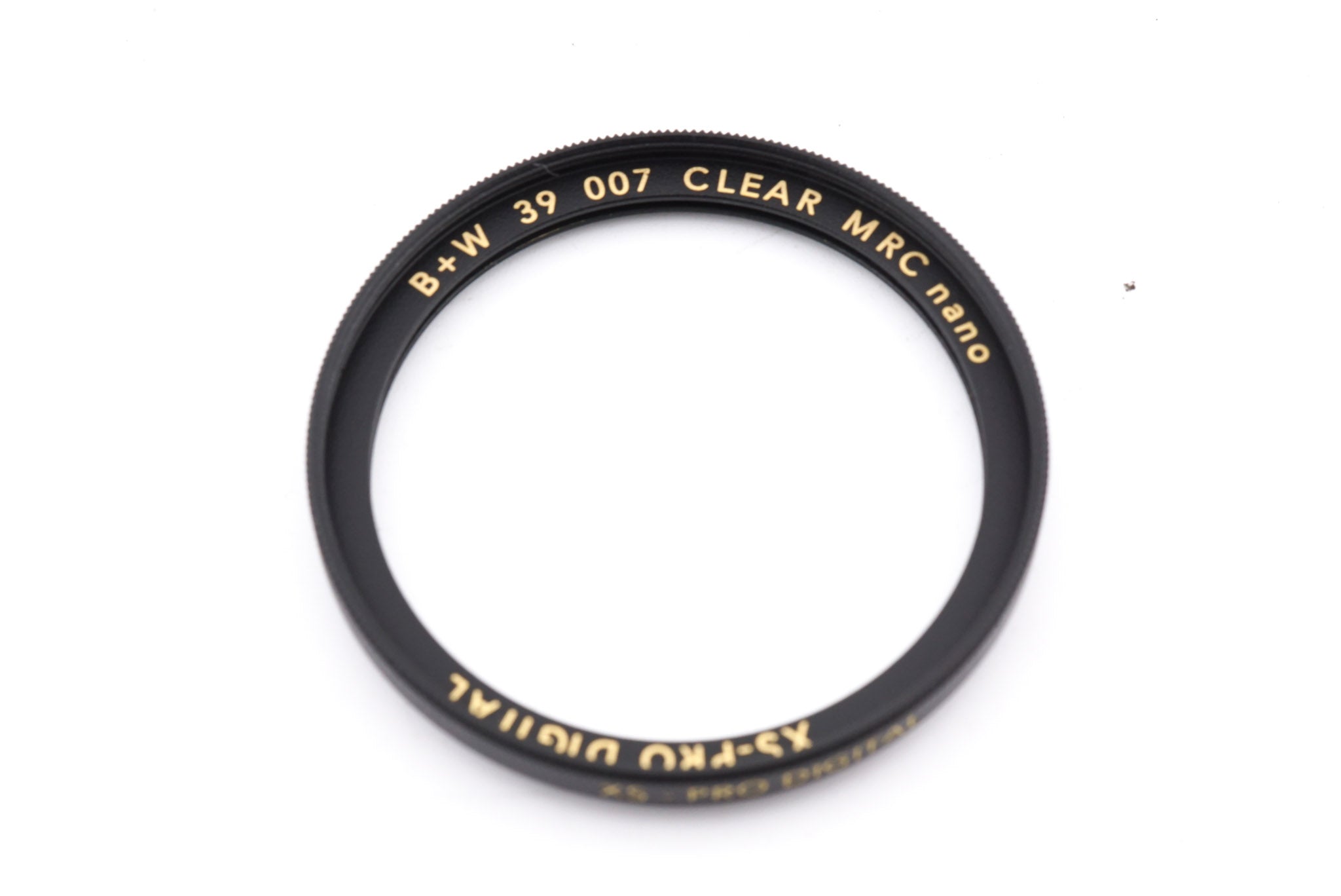 B+W 39mm Clear Filter XS-Pro Nano (007) - Accessory