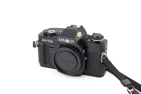 Minolta X-7A - Camera