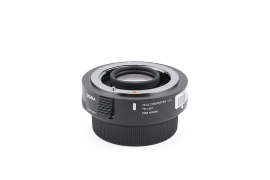 Sigma 1.4x TC-1401 Teleconverter - Accessory