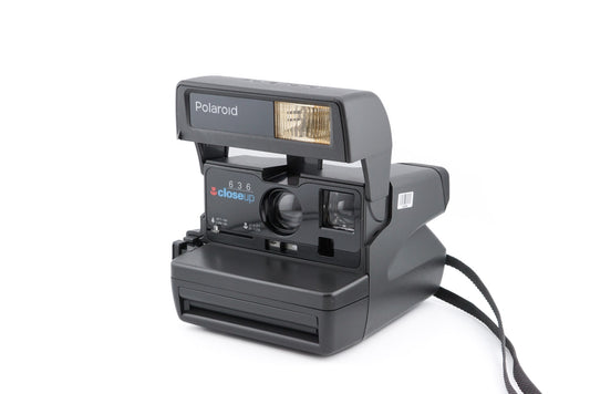 Polaroid 636 Closeup - Camera