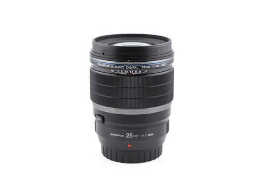 Olympus 25mm f1.2 Pro M.Zuiko Digital - Lens