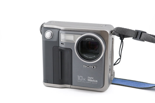 Sony Mavica MVC-FD7 - Camera