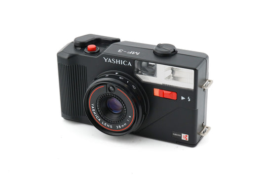 Yashica MF-3 - Camera