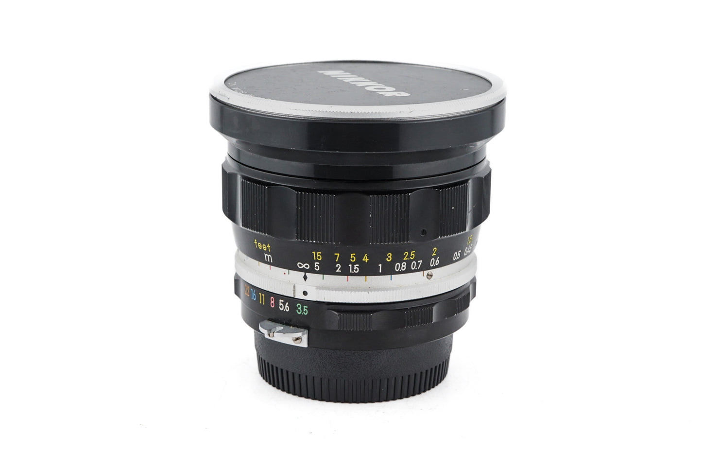 Nikon 20mm f3.5 Nikkor-UD Auto Pre-AI - Lens
