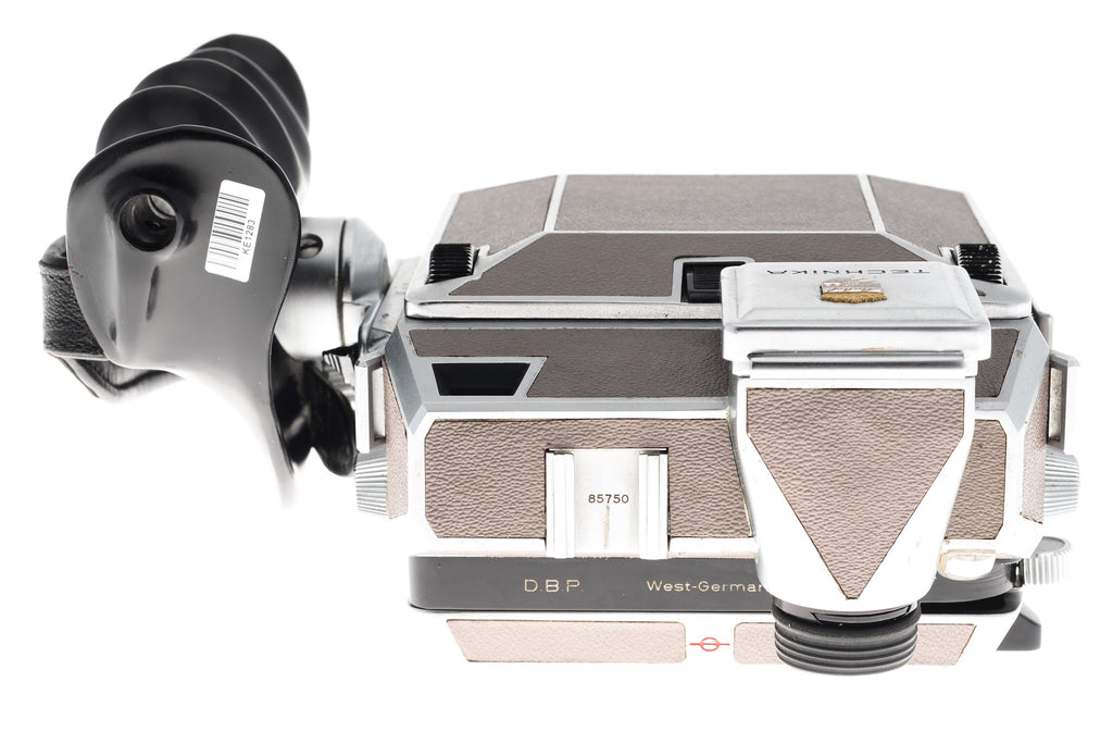 Linhof Super Technika IV 6x9 + 105mm f3.5 Xenar + Left Hand Grip For Super Technika