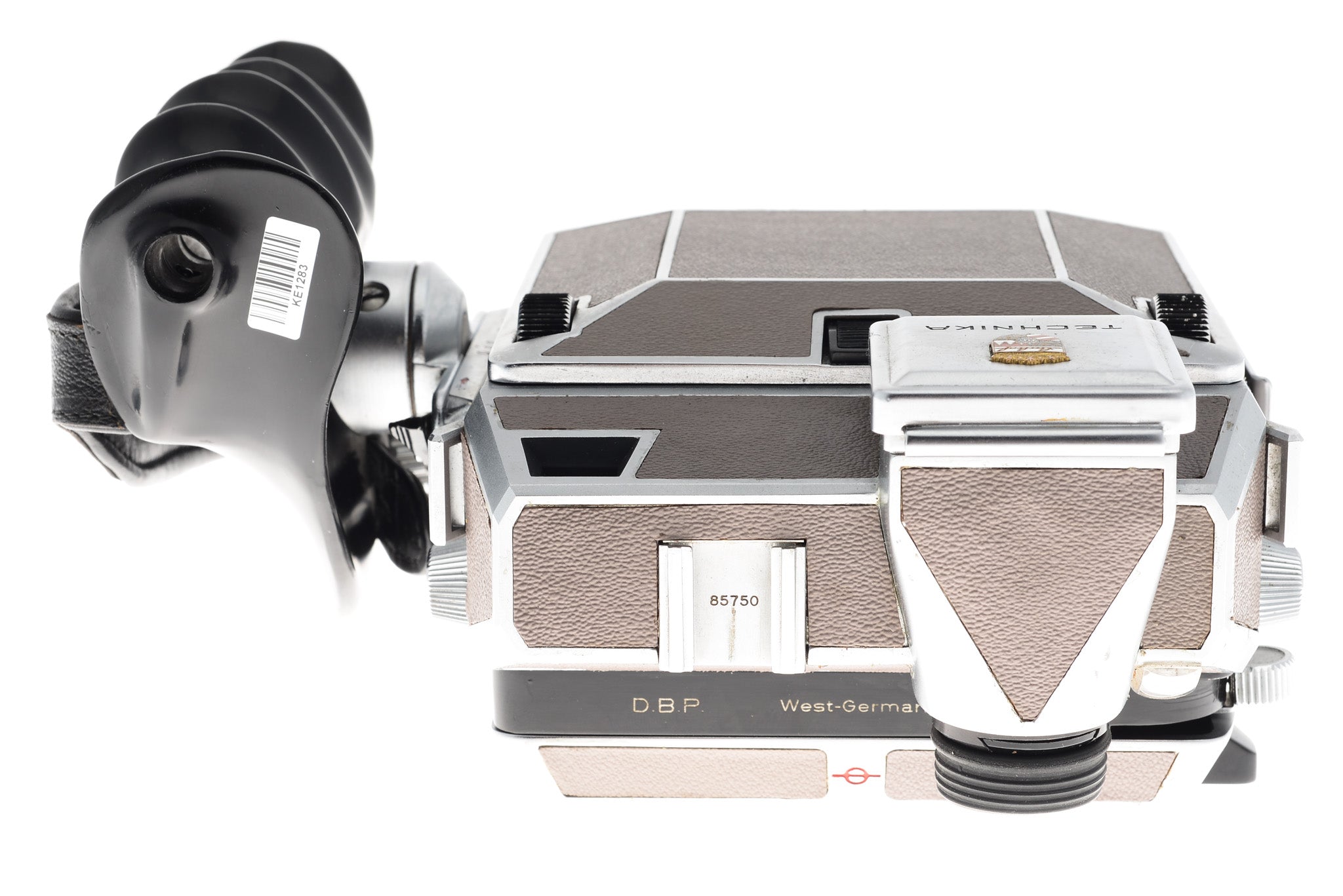 Linhof Super Technika IV 6x9 + 105mm f3.5 Xenar + Left Hand Grip For Super Technika