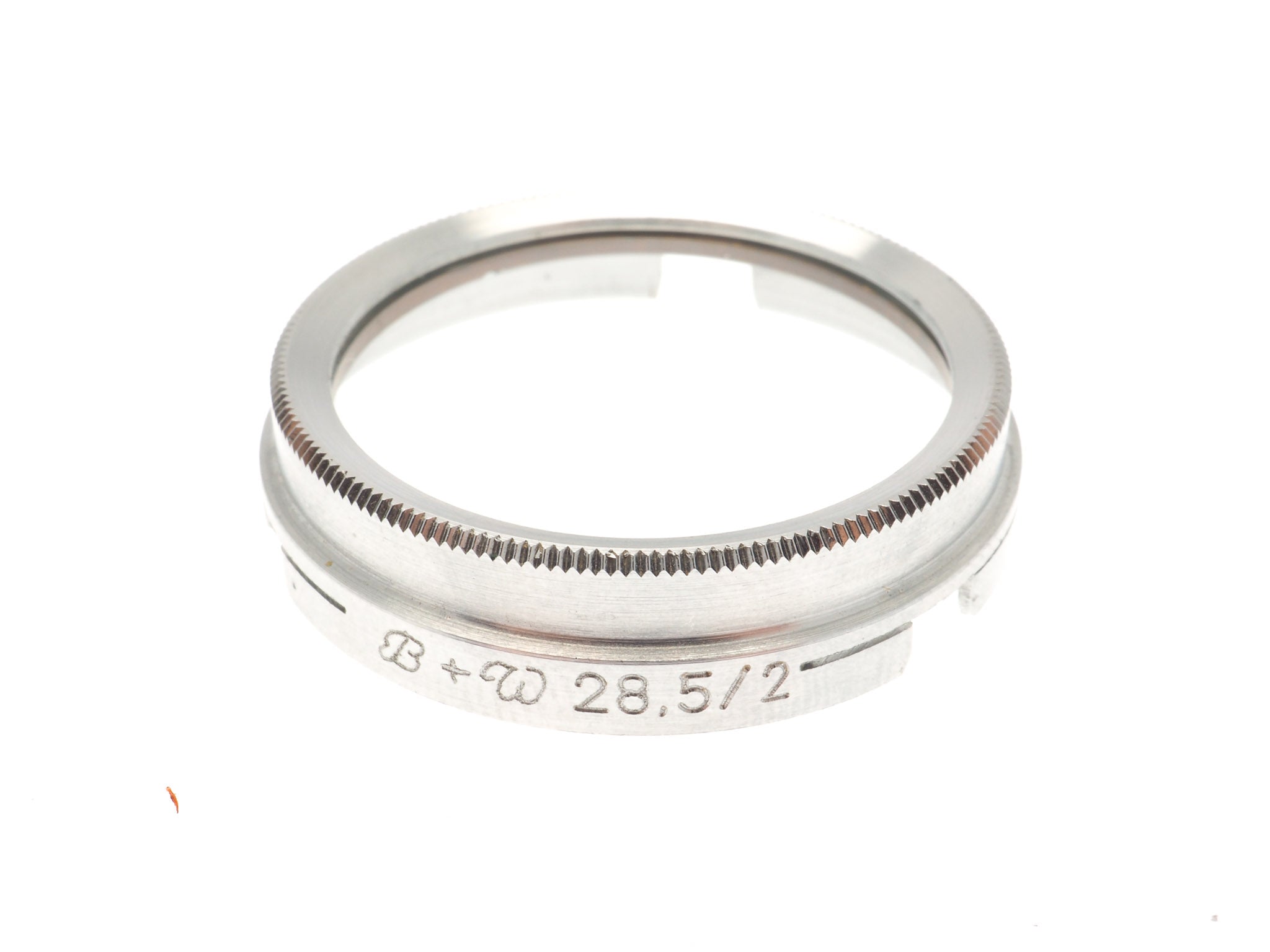 B+W 28.5mm Push-On Close-Up Filter 2 - Accessory