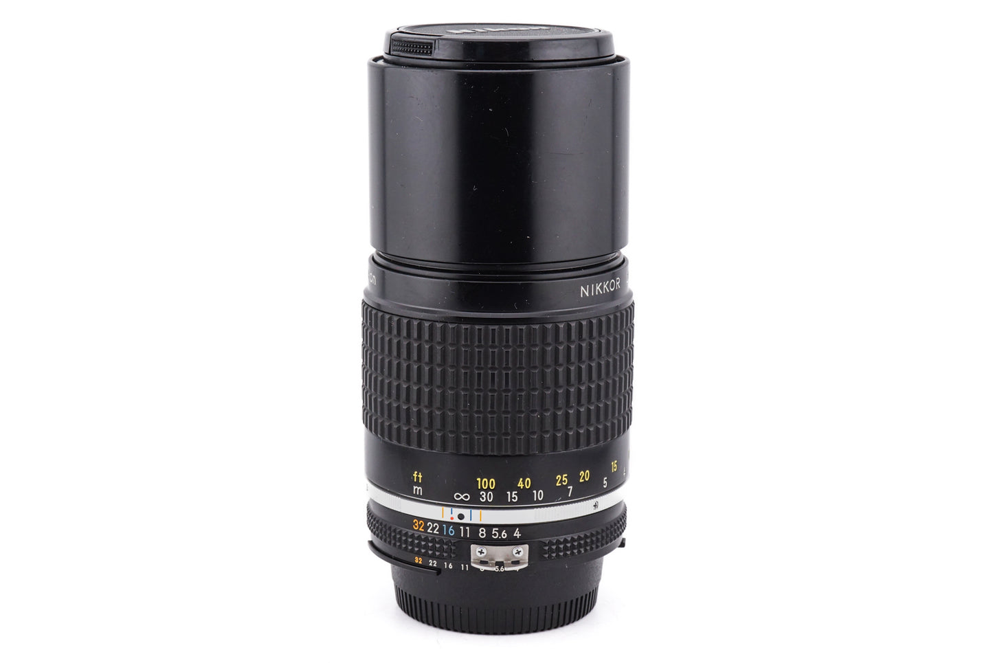 Nikon 200mm f4 Nikkor AI-S - Lens