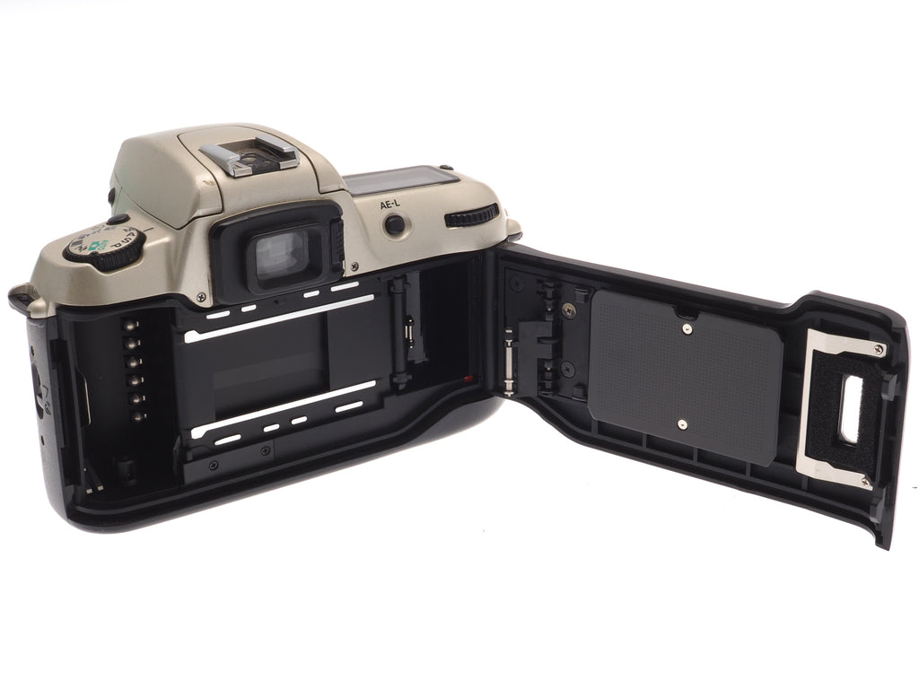 Nikon F60