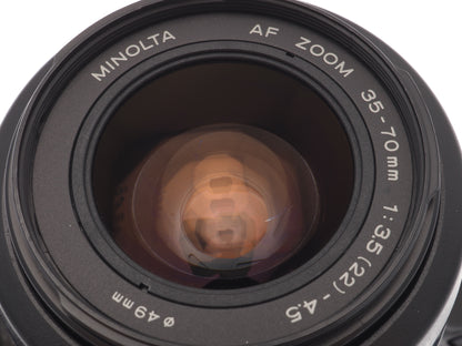 Minolta Dynax 300si + 35-70mm f3.5-4.5 AF