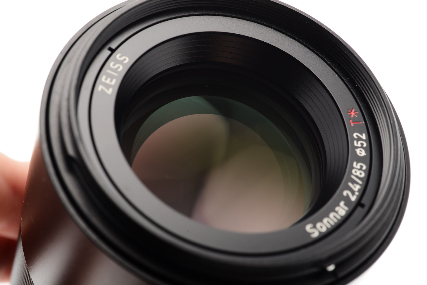 Carl Zeiss 85mm f2.4 Sonnar Loxia T*