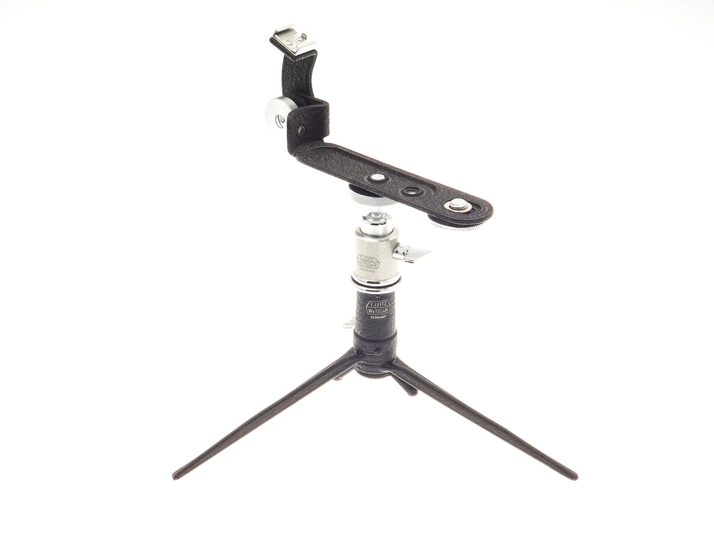 Leica Tabletop Tripod (TOOUG) + Ball Head FIAKU + Flash Bracket CTOOM