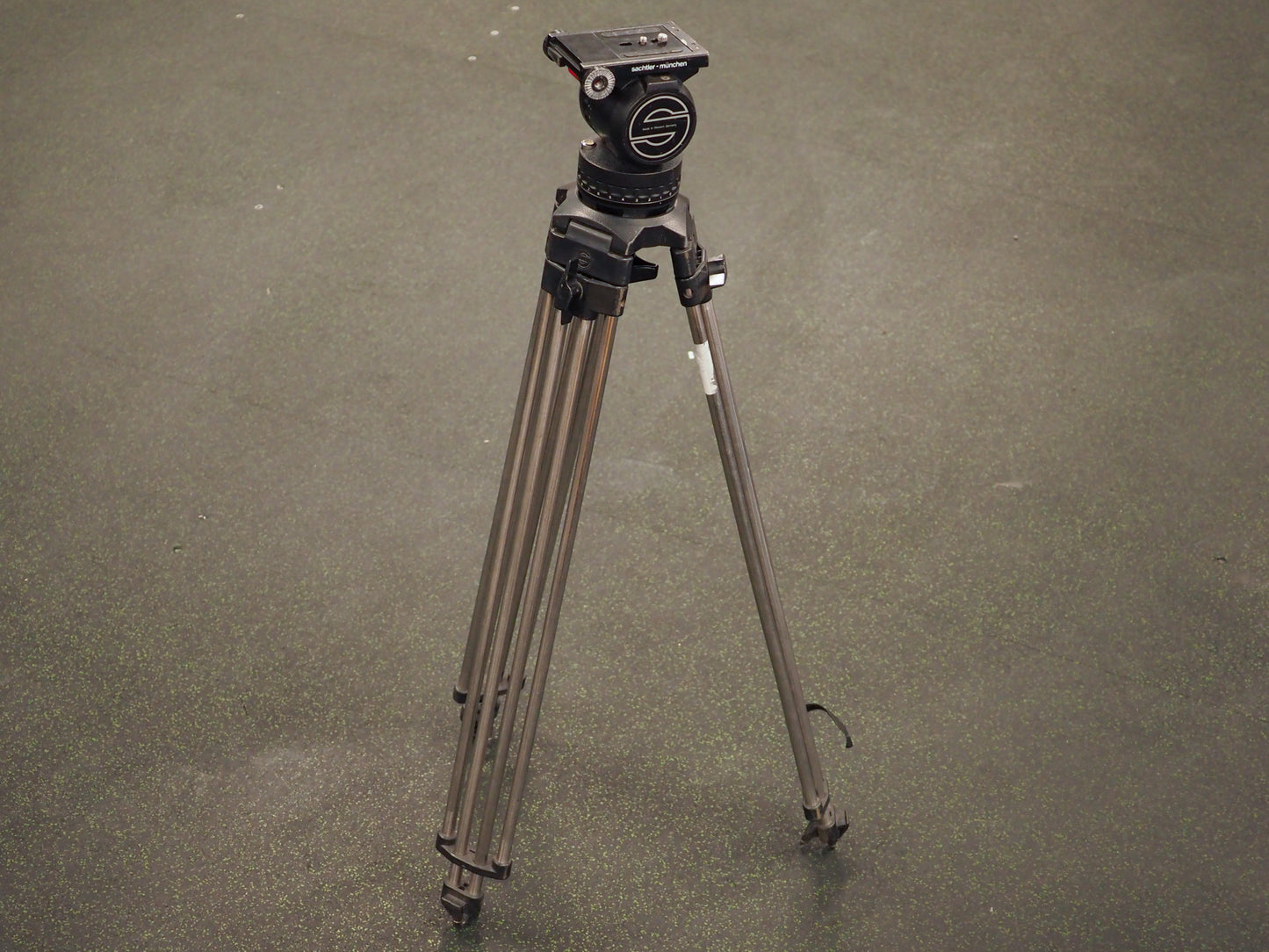 Sachtler Tripod - Accessory