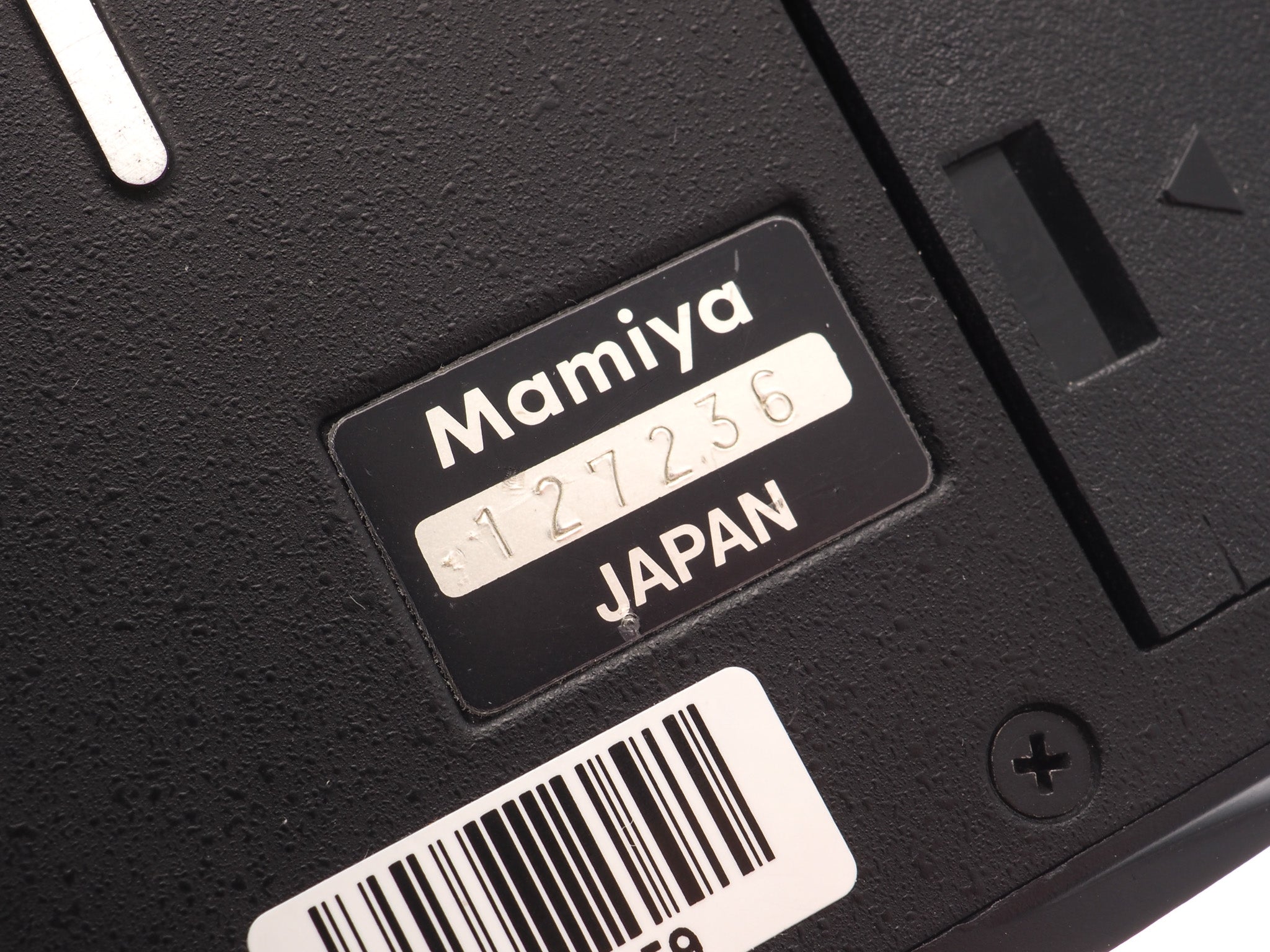 Mamiya RZ67 Professional + 90mm f3.5 Sekor Z W + 120 6x7 Roll Film Holder Professional + Waist Level Finder
