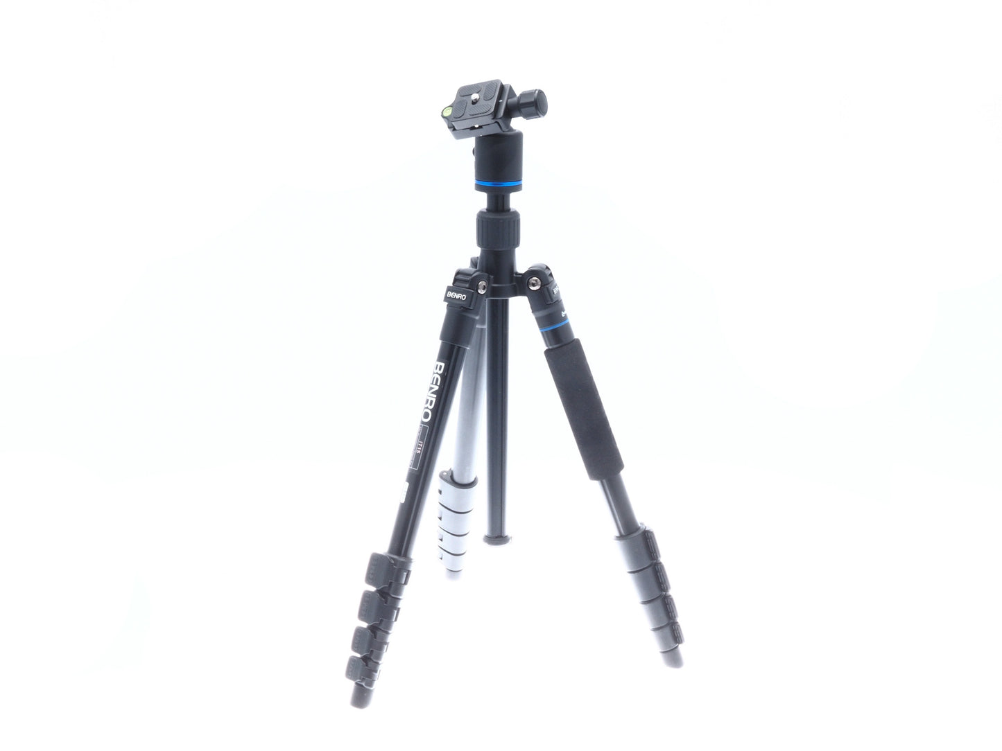 Benro IT15 MG-Aluminum Tripod Kit - Accessory