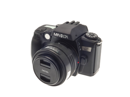 Minolta Dynax 60 Date + 35-70mm f3.5-4.5 Zoom-Master AF