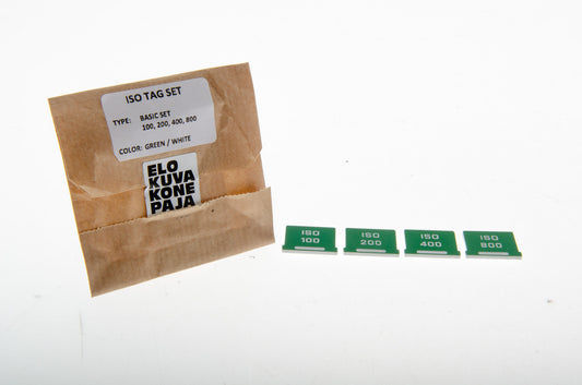 Elokuvakonepaja hot shoe ISO indicator box with green indicators separately on a white background. 