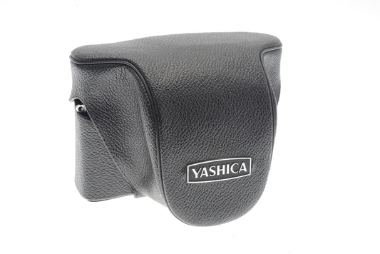 Yashica Electro 35 - Camera