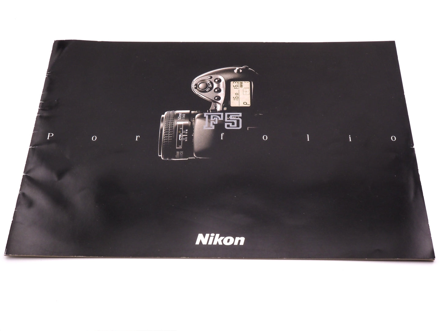 Nikon F5 Portfolio / Brochure - Accessory