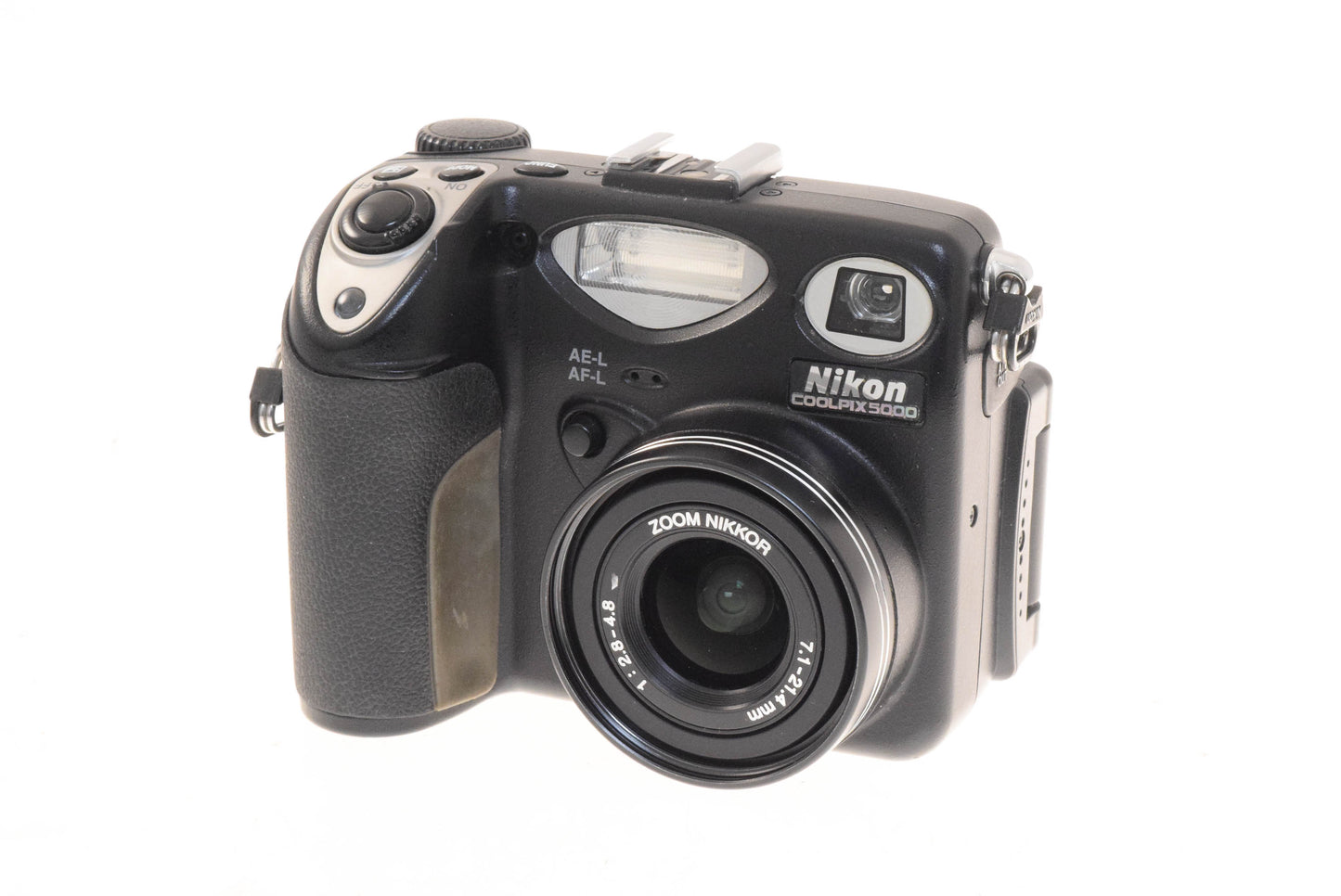 Nikon Coolpix 5000 - Camera