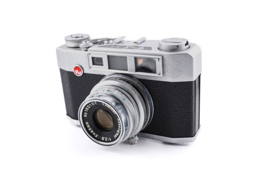 Yamato Kōki Kōgyō Pax M4 - Camera