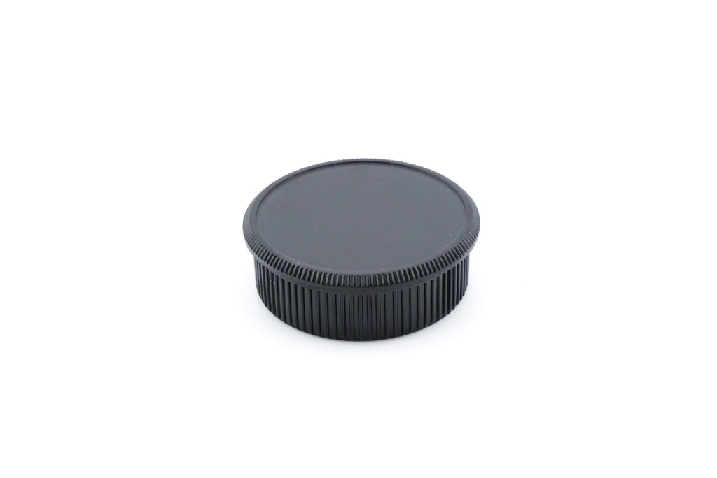 A durable black plastic cap set for protecting your camera body interiors and the back of your lens. M42 mount.